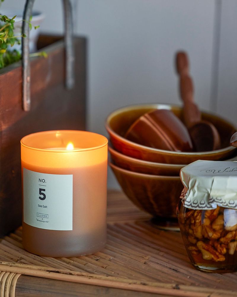 Bougies - NO. 5 - Sea Salt Bougie parfumée, Marron, Cire naturelle - ILLUME X BLOOMINGVILLE