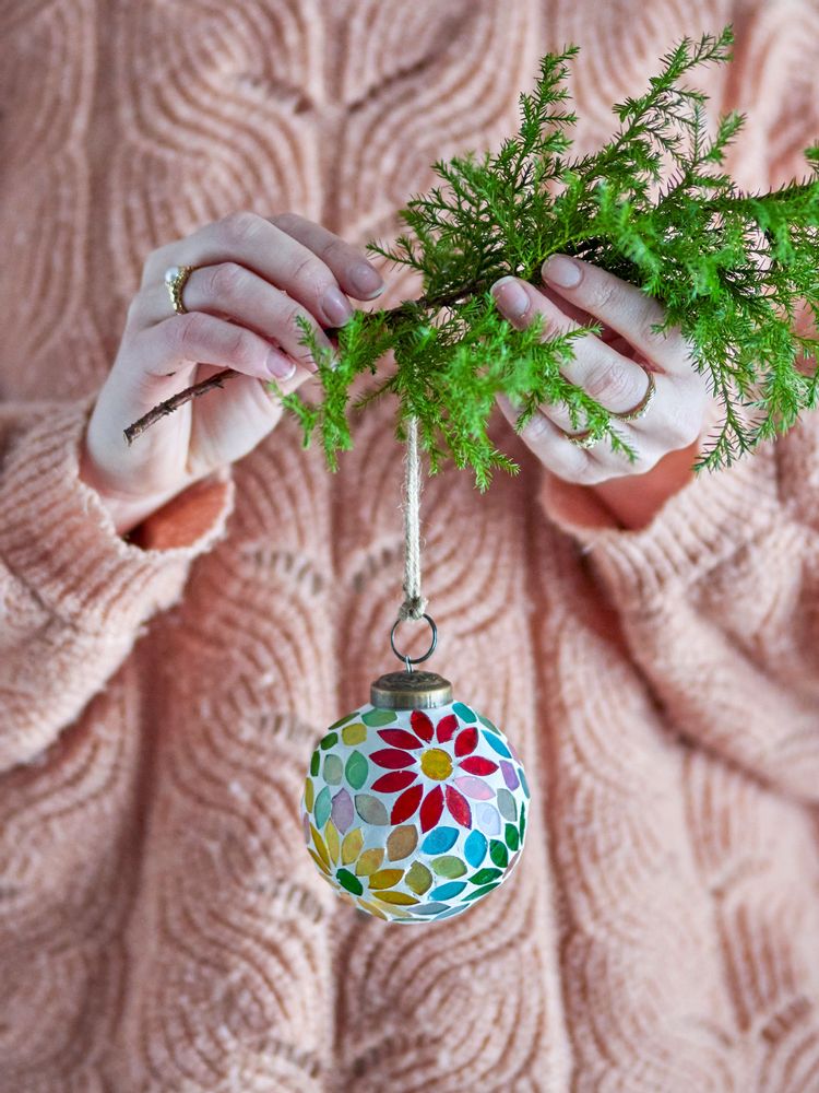 Christmas garlands and baubles - Jullie Ornament, Green, Glass  - BLOOMINGVILLE