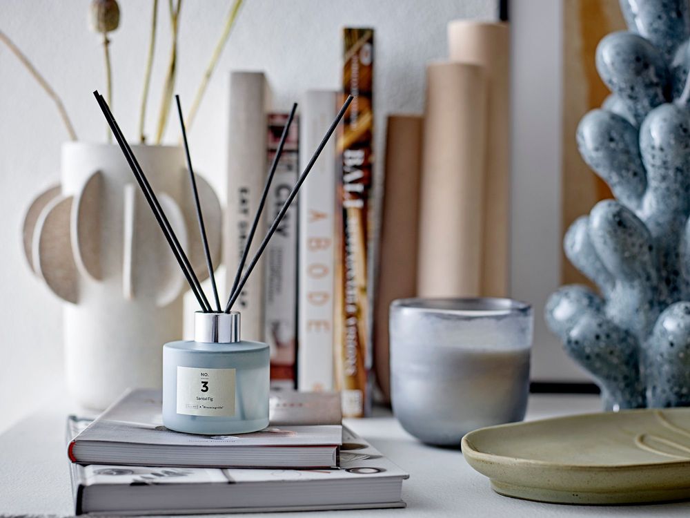 Scent diffusers - NO.3-Santal Fig Scent Diffuser, Blue, Scent Liquid - ILLUME X BLOOMINGVILLE