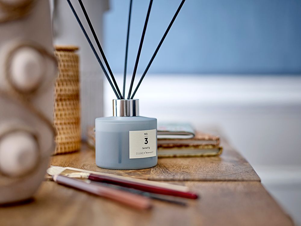 Scent diffusers - NO.3-Santal Fig Scent Diffuser, Blue, Scent Liquid - ILLUME X BLOOMINGVILLE
