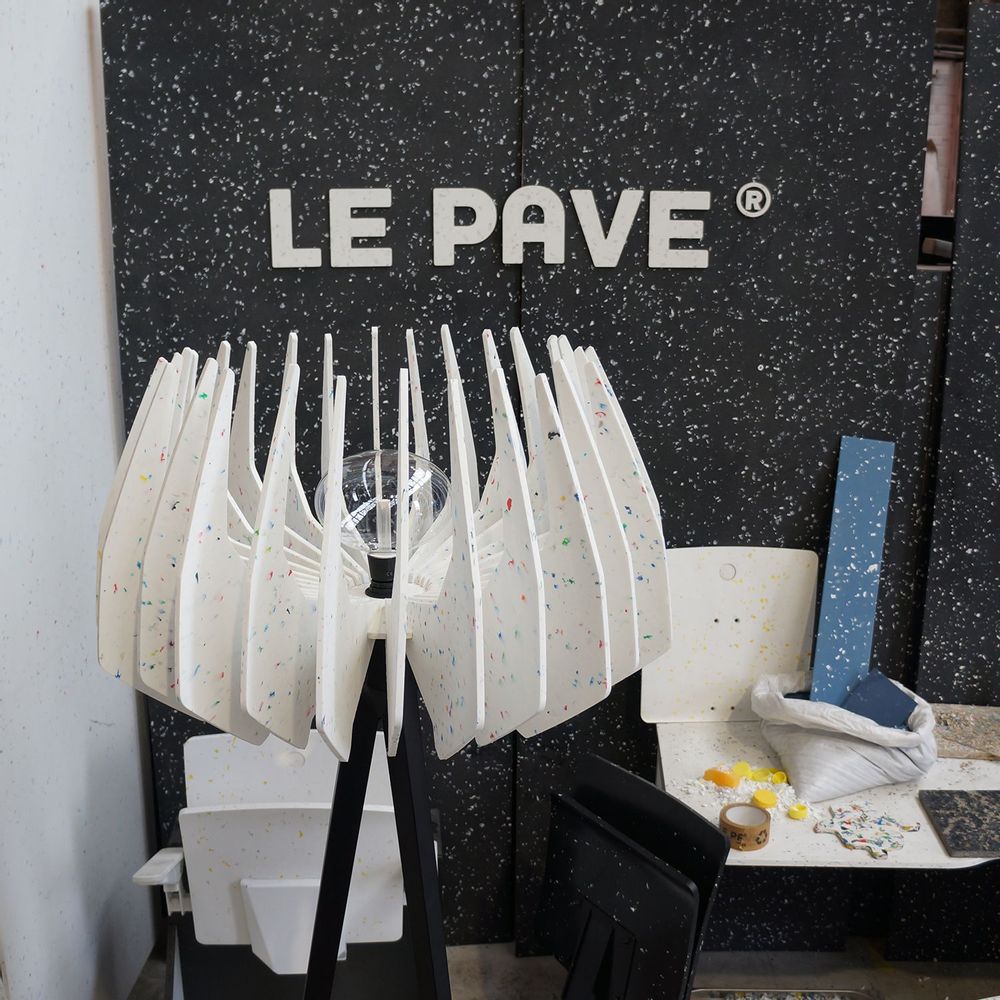 Decorative objects - ECLOSION n°3 XL | LE PAVÉ floreal - KARDUUS