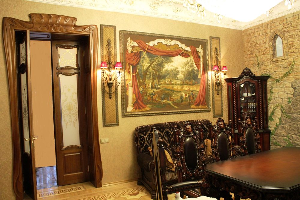 Customizable objects - Wall tapestry "Hunting" and curtains with tapestry lambrequins. - VLADA DIZIK KOSHKIN DOM
