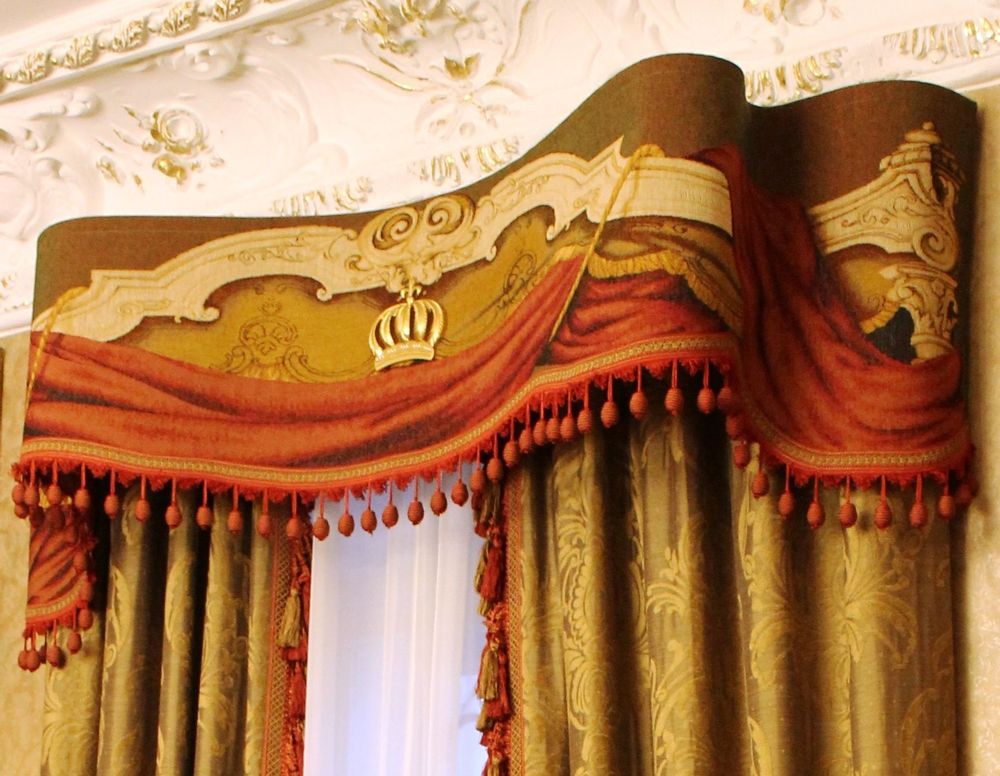 Customizable objects - Wall tapestry "Hunting" and curtains with tapestry lambrequins. - VLADA DIZIK KOSHKIN DOM