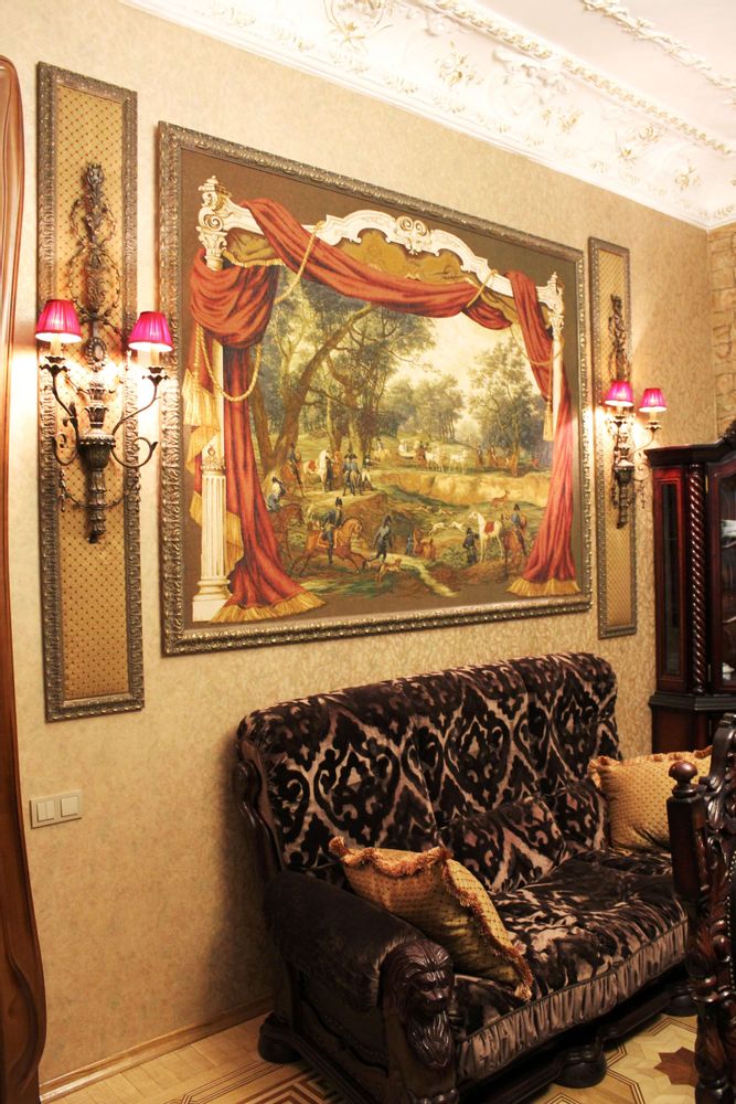 Customizable objects - Wall tapestry "Hunting" and curtains with tapestry lambrequins. - VLADA DIZIK KOSHKIN DOM