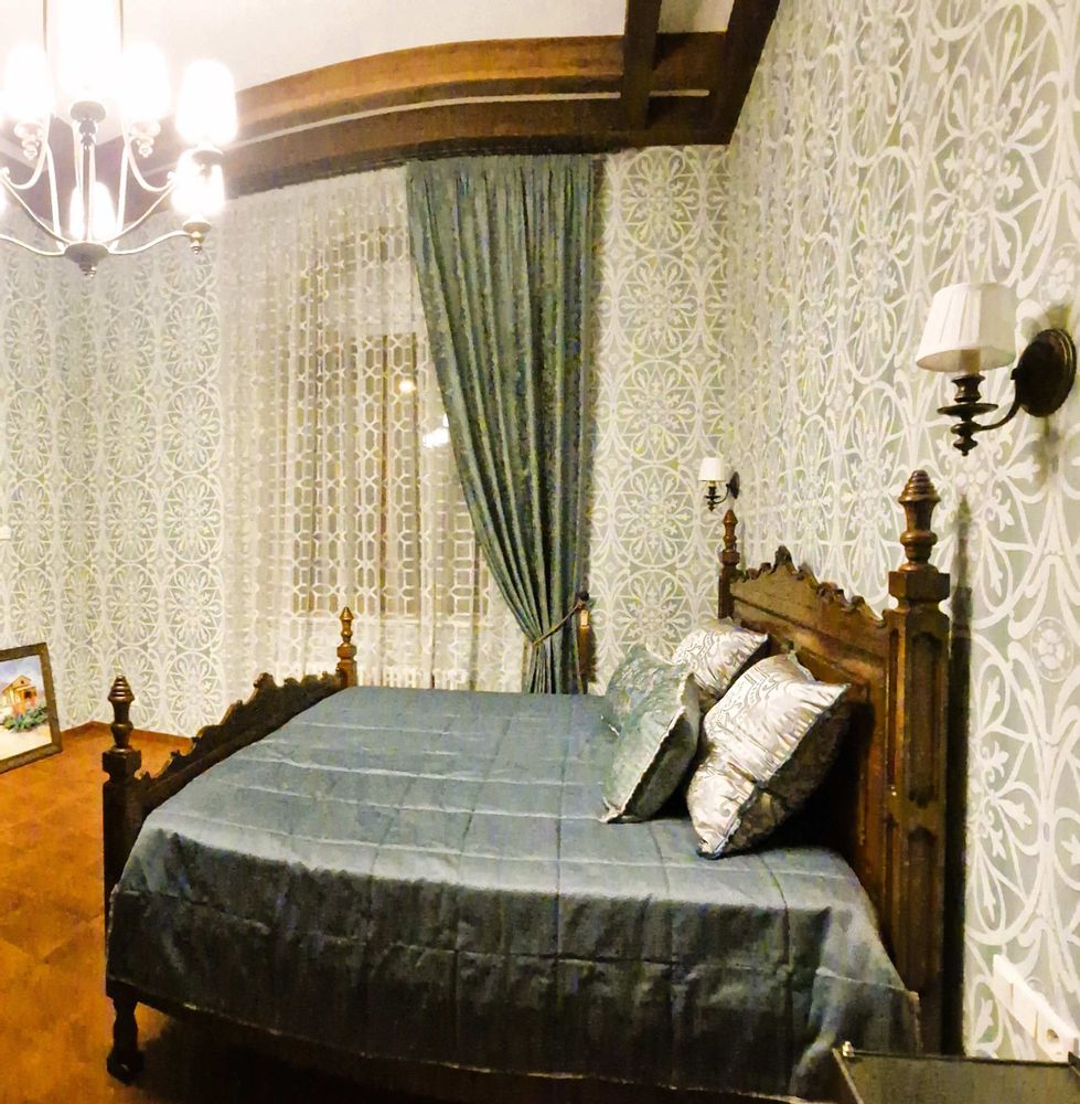 Fenêtres - Décoration de la chambre : papier peint, rideaux, couvre-lits et couss - VLADA DIZIK KOSHKIN DOM