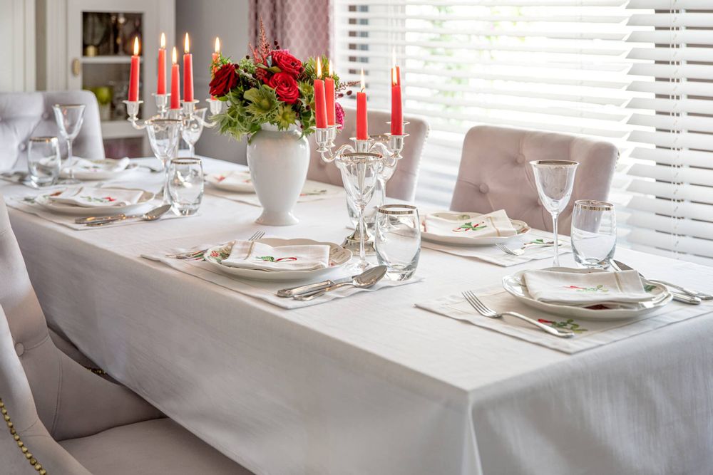 Table linen - Tablecloth Goldenline - 140 cm x 300 cm  - ROSEBERRY HOME