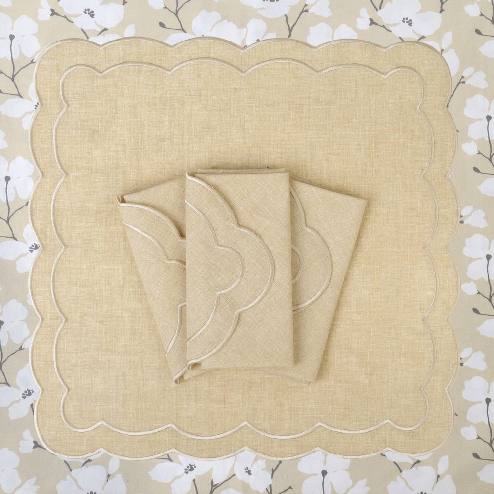 Table linen - Tablecloth Petali - 130 cm x 300 cm - ROSEBERRY HOME