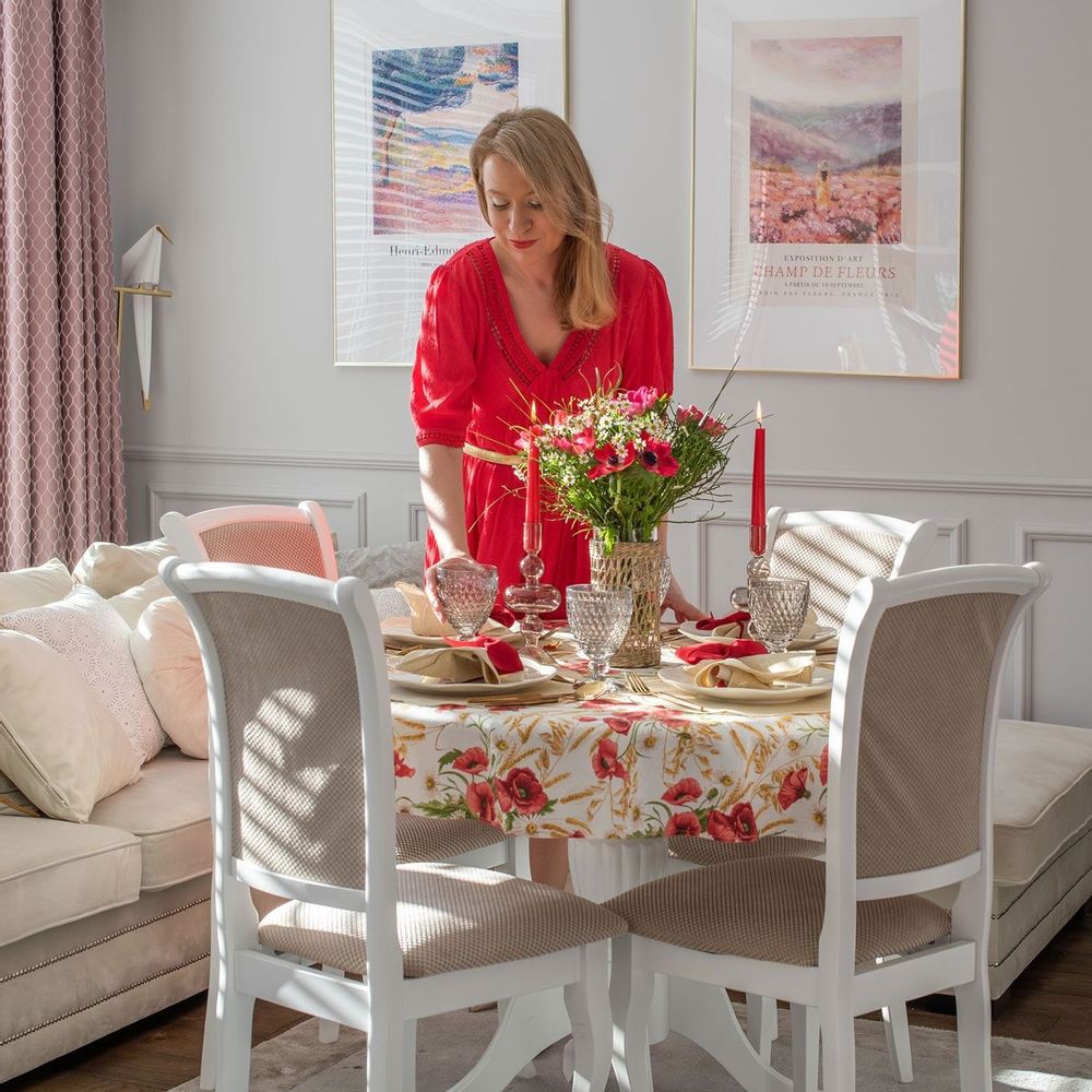 Table linen - Tablecloth Poppy round - ⌀ 160 cm - ROSEBERRY HOME