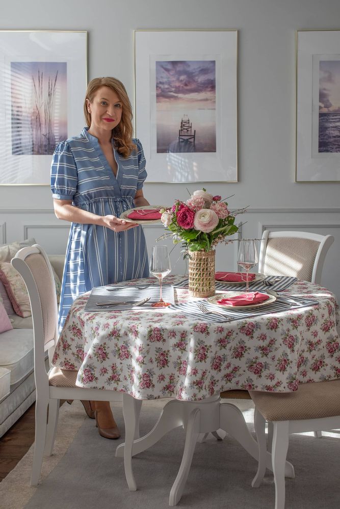 Table linen - Tablecloth Rose Garden round - ⌀ 210 cm - ROSEBERRY HOME