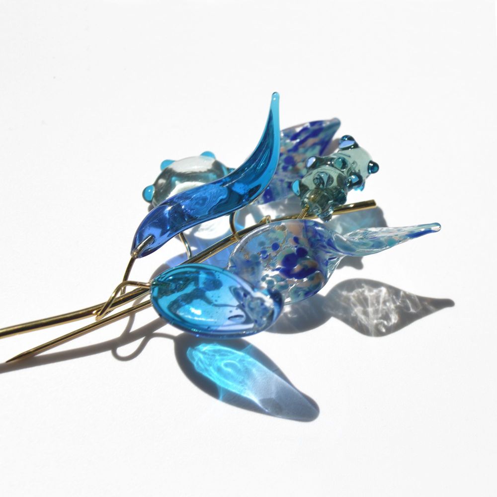 Gifts - 18k gold-plated brass and artisan Murano glass pin brooch - CHAMA NAVARRO