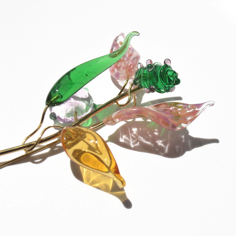 Gifts - 18k gold-plated brass and artisan Murano glass pin brooch - CHAMA NAVARRO
