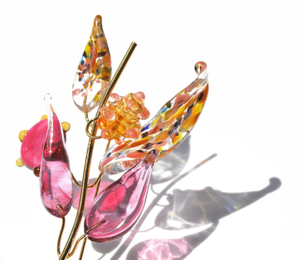 Gifts - 18k gold-plated brass and artisan Murano glass pin brooch - CHAMA NAVARRO