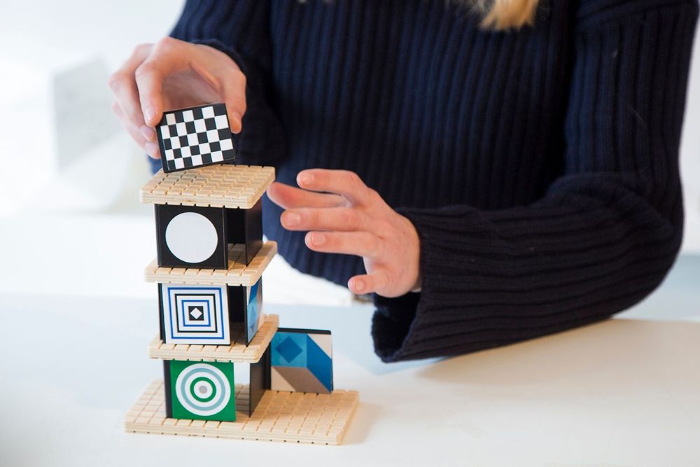 Decorative objects - HOUSE Op Art Construction Toy - Vasarely Inspired - BEAMALEVICH