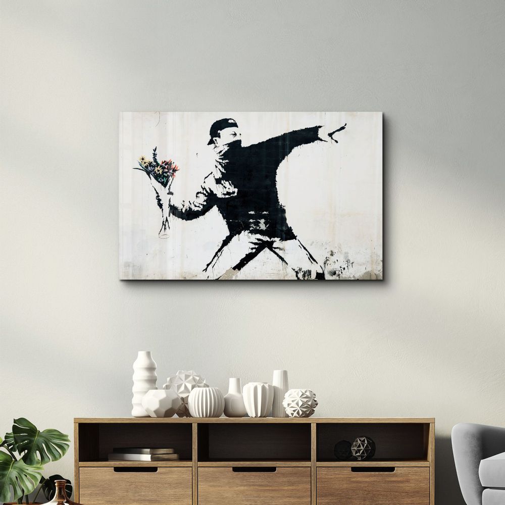 Other wall decoration - Banksy - Rioter Throwing a Flower Bouquet | Glass Wall Art 110CMx70CM - ARTDESIGNA