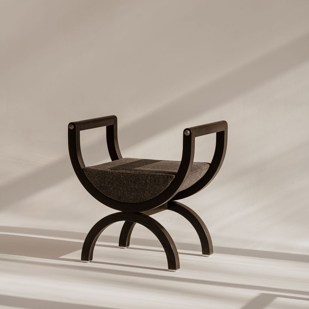 Fauteuils - Chaise Oddity Curule Dark - SQUARE DROP