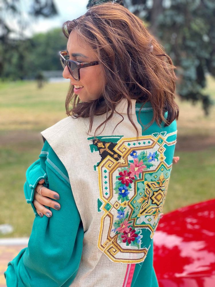 Apparel - To be continued... Unusual sweatshirt with a linen jacket - VLADA DIZIK KOSHKIN DOM