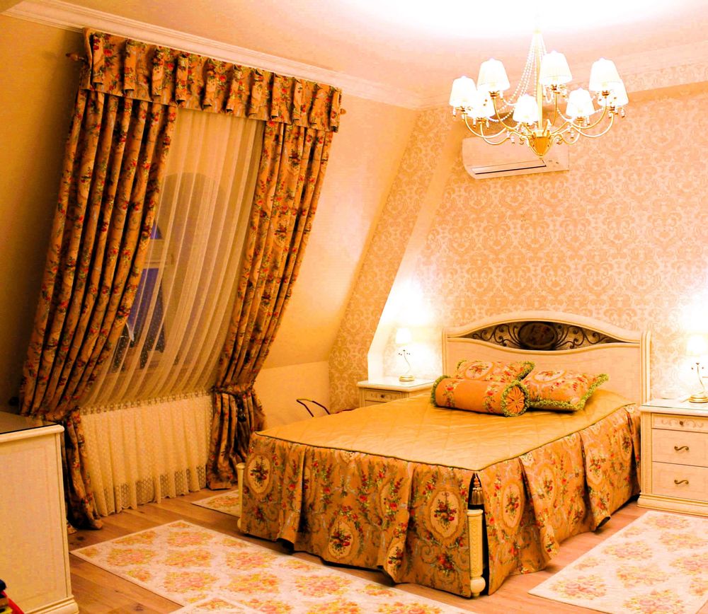Curtains and window coverings - curtains for a bedroom with skylights - VLADA DIZIK KOSHKIN DOM