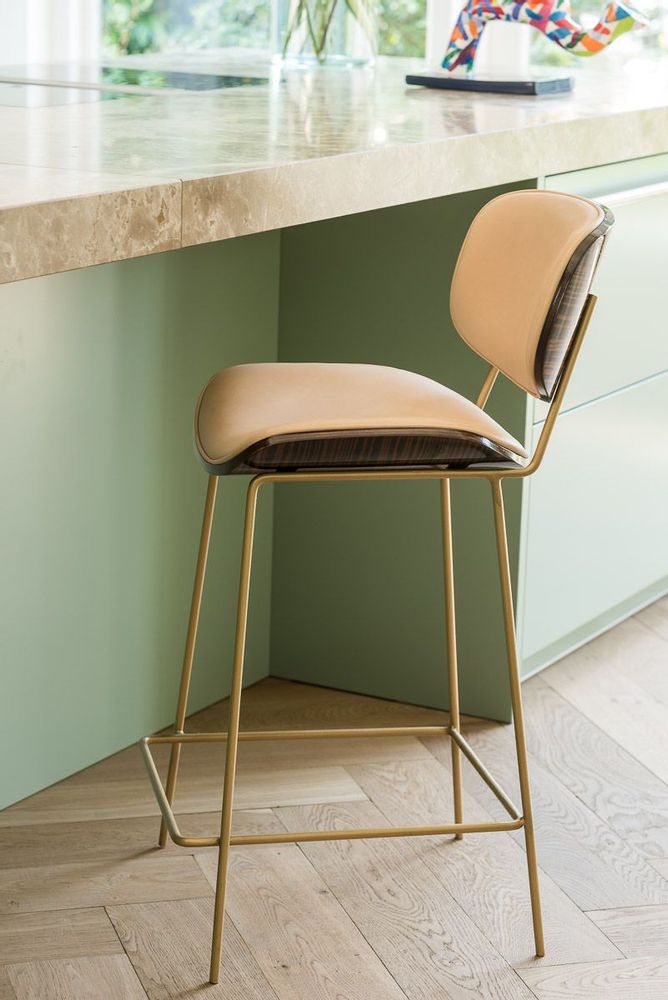 Tabourets pour collectivités - Esco tabouret de bar doré- ébène - ARIANESKÉ