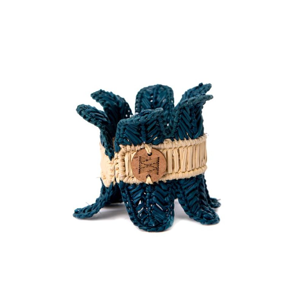 Everyday plates - Banano Iraca handmade napkin ring - ARTESANIAS DEL ATLÁNTICO