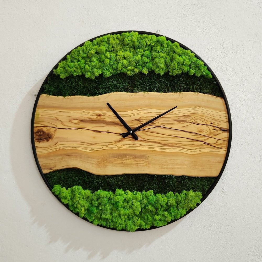 Autres décorations murales - "Horloge Murale sur Mesure en Bois de Mousse et d'Olivier : Sculptures Murales Haut de Gamme Faites Main" 80CM - ARTDESIGNA