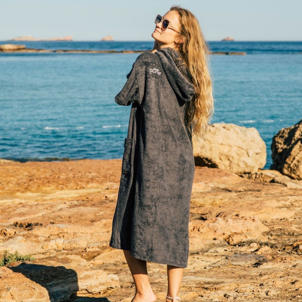 Bathrobes - 100% certified organic cotton sponge bath ponchos - Graphite - ATELIER DUNE