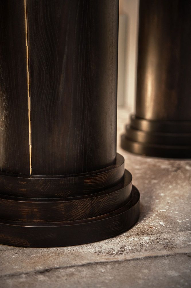 Shelves - Oddity black column cabinet - SQUARE DROP