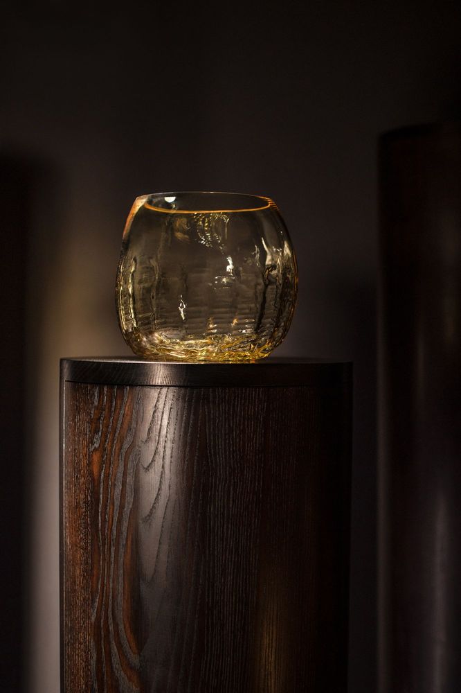 Shelves - Oddity black column cabinet - SQUARE DROP