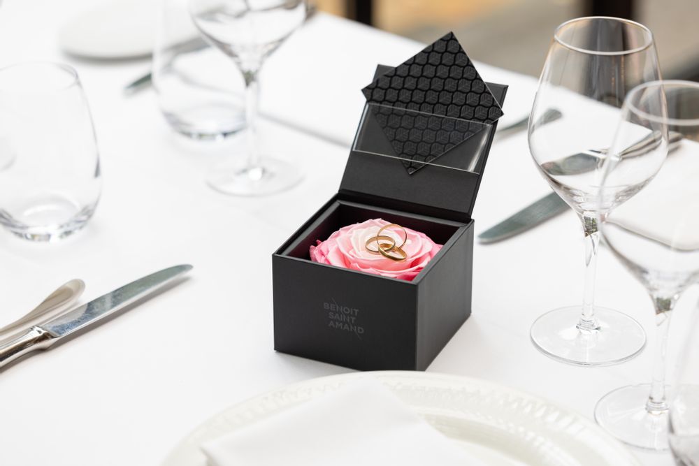 Floral decoration - A secret - My beauty - 1 eternal rose XXL pastel pink - BENOIT SAINT AMAND