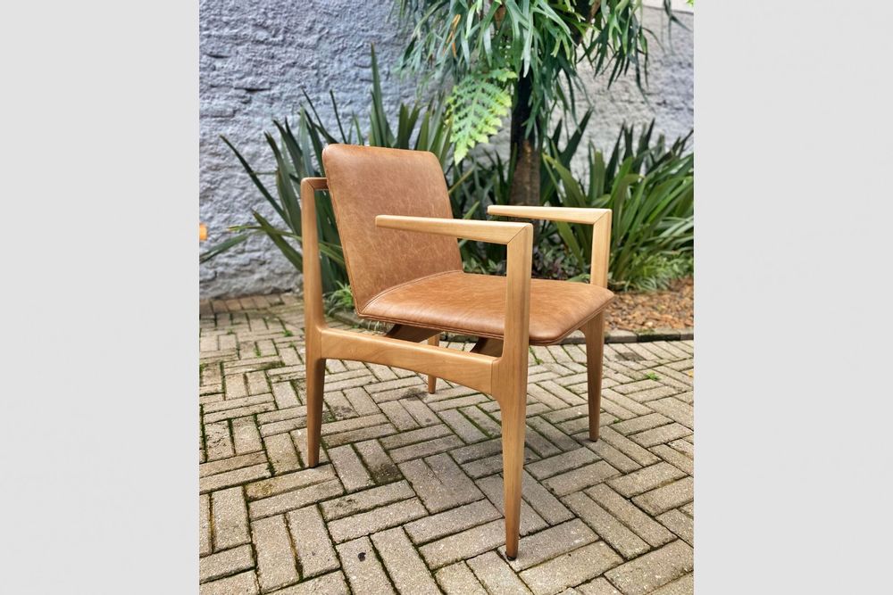 Chairs - "OSCAR" MINIMALIST CHAIR WITH SOLID WOOD ARMRESTS - ALESSANDRA DELGADO DESIGN