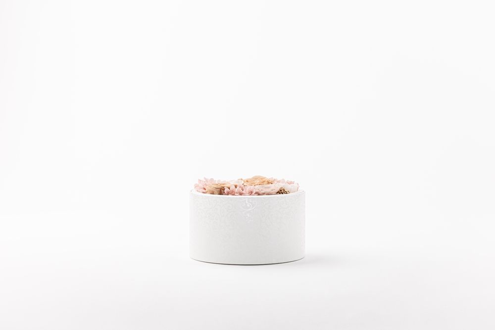 Floral decoration - The small garden - Grace - round white box size M - BENOIT SAINT AMAND