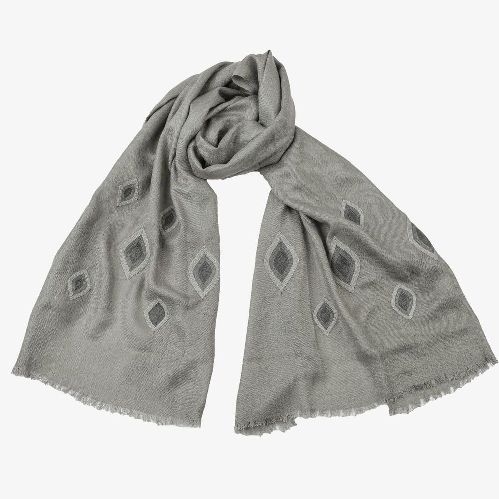 Scarves - SCARVES - UNHCR/MADE51