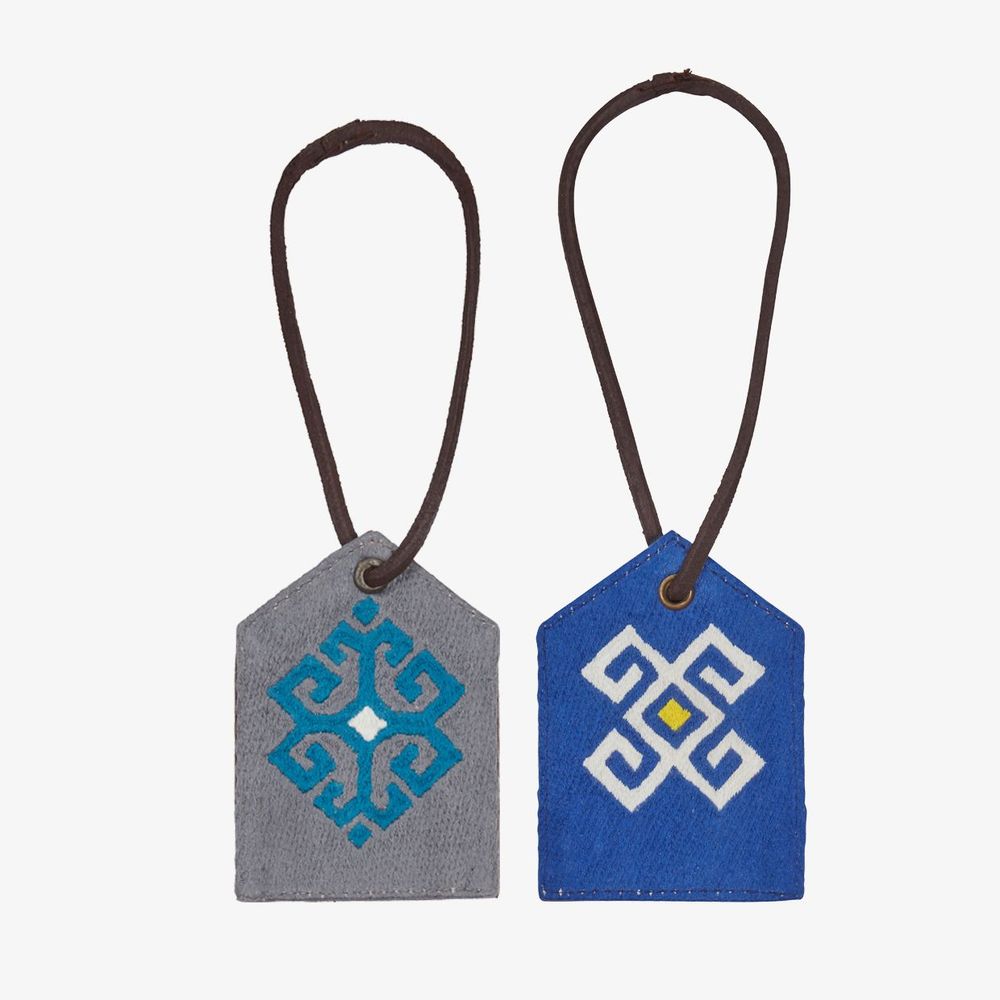 Gifts - TRAVEL ACCESSORIES - UNHCR/MADE51