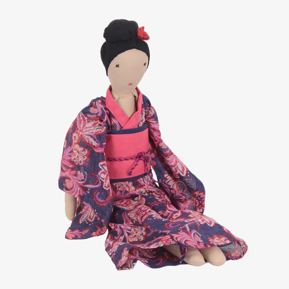 Gifts - DOLLS - UNHCR/MADE51