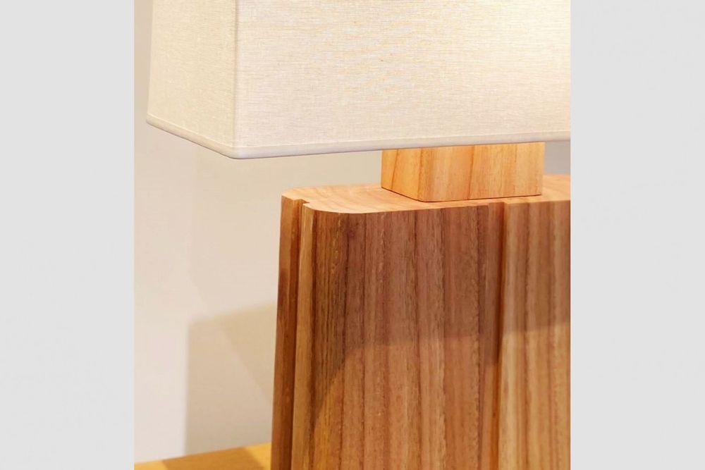 Desk lamps - "LIGNA" TABLE LAMP IN SOLID WOOD - ALESSANDRA DELGADO DESIGN