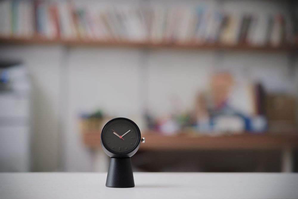 Design objects - Table Clock - FREEFORM MARKETING LTD.