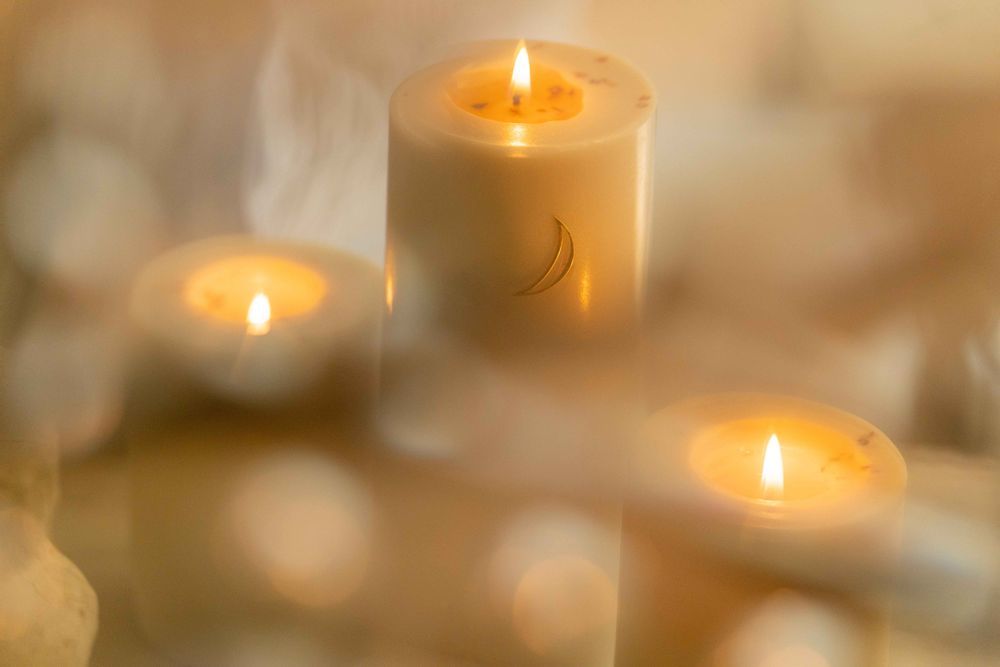 Decorative objects - PROTECTIVE FLAME 450g - HOZHO PARIS