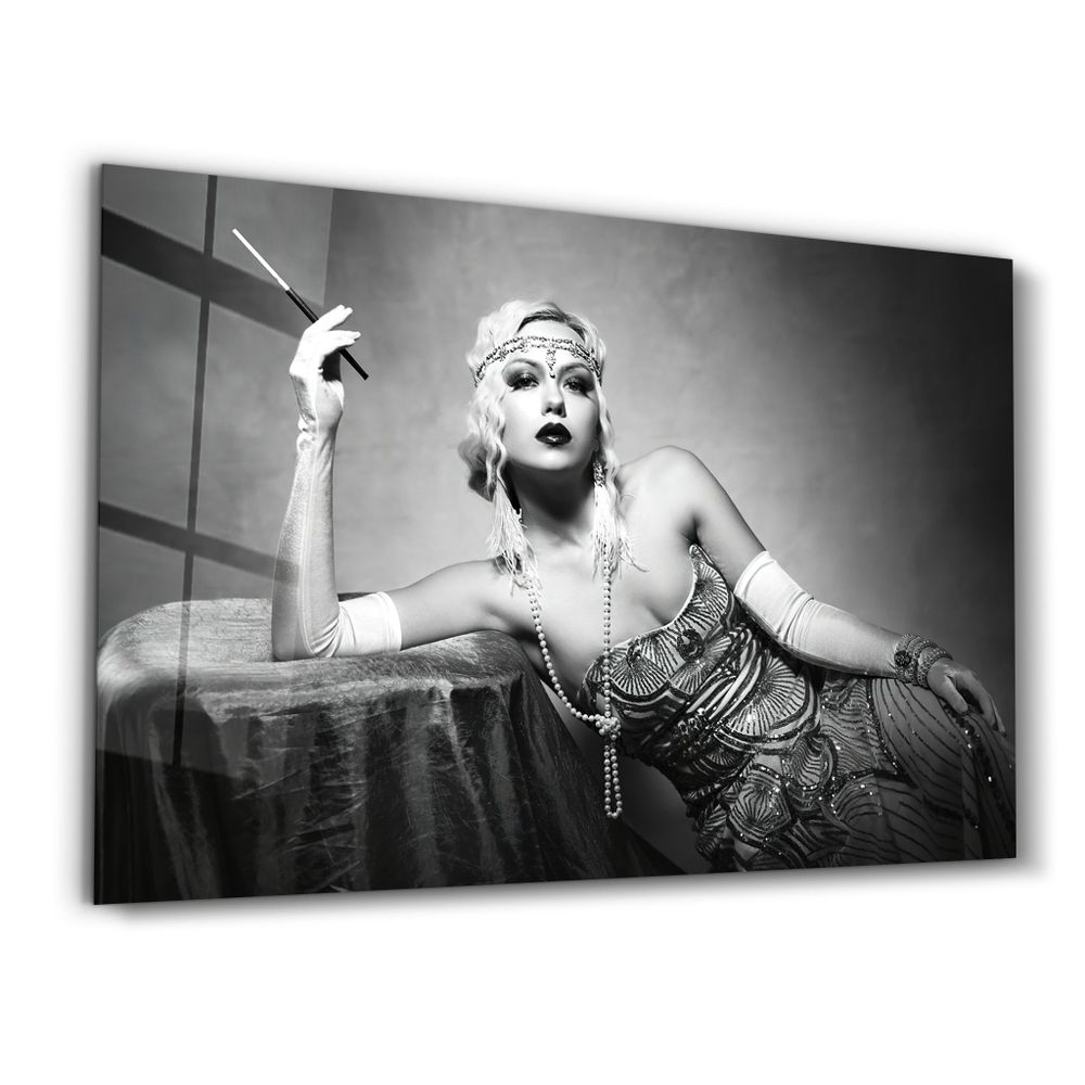 Other wall decoration - The Woman In Black And White | Glass Wall Art - ARTDESIGNA