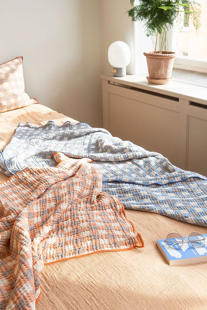Cushions - Plaids made from lambs wool, linen, and recycled cotton - BRITA SWEDEN