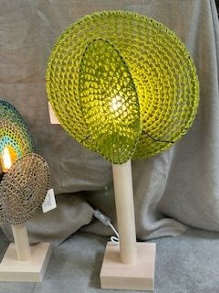 Office design and planning - ENVOL table lamp with green jute rope - ADELE VAHN