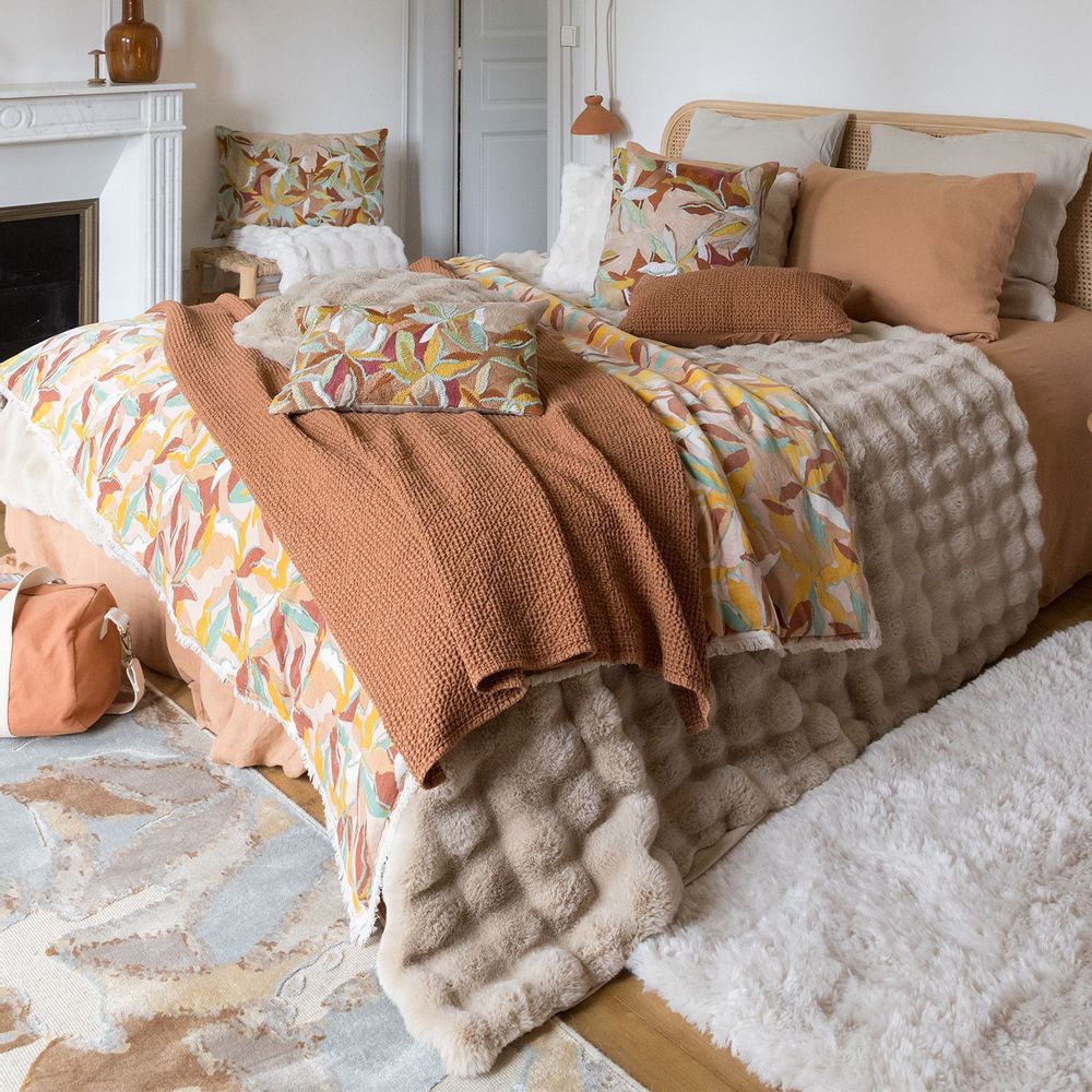 Throw blankets - Berton Maxi Recycled Blanket - MAISON VIVARAISE - SDE VIVARAISE WINKLER