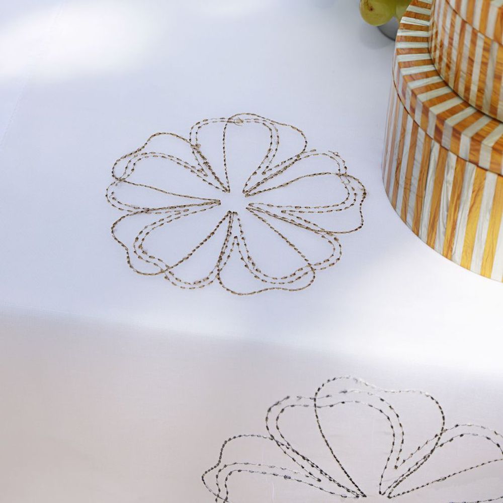 Gifts - Organza Runner With Flower Embroidery - HYA CONCEPT STORE
