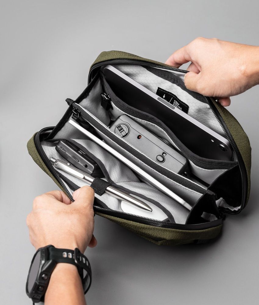 Bags and totes - Elements tech case - ALPAKA
