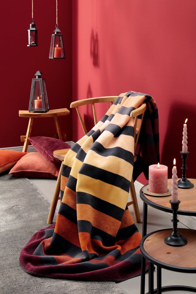 Throw blankets - Horizon Intense - BIEDERLACK