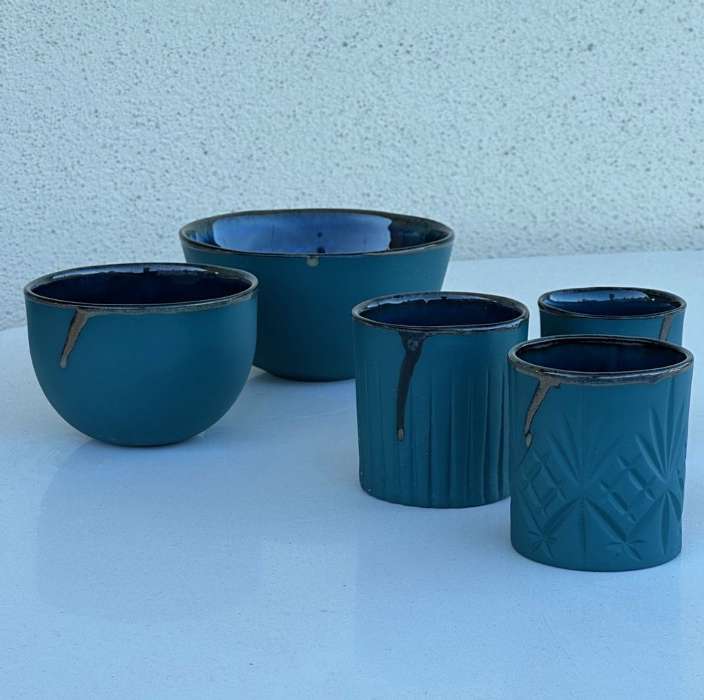 Tasses et mugs - MUG EN PORCELAINE - NEA - DI VINCENZO POUJOULA