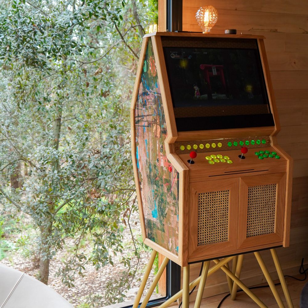 Objets de décoration - SENPAI V3 : Arcade sur mesure, 5500 jeux rétro, Nintendo/PS5/Xbox - MAISON ROSHI - LUXURY ENTERTAINMENT CABINETS