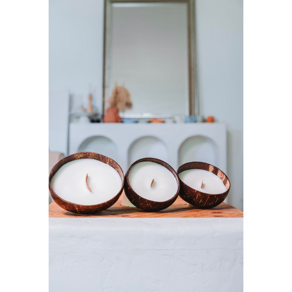 Objets de décoration - Bougie Coconut candle poncée Frangipanier - AGUA BENTA