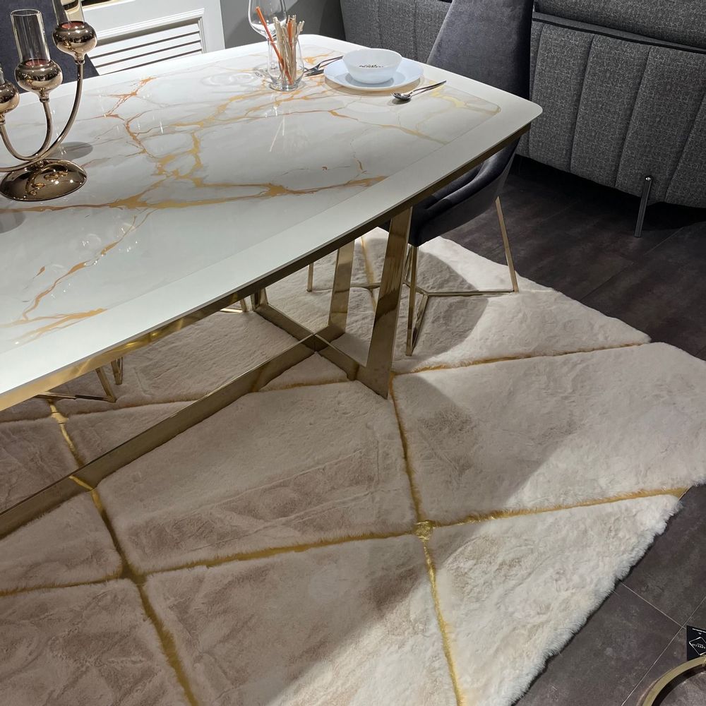 Bespoke carpets - RABBIT RUG - LOOMINOLOGY RUGS