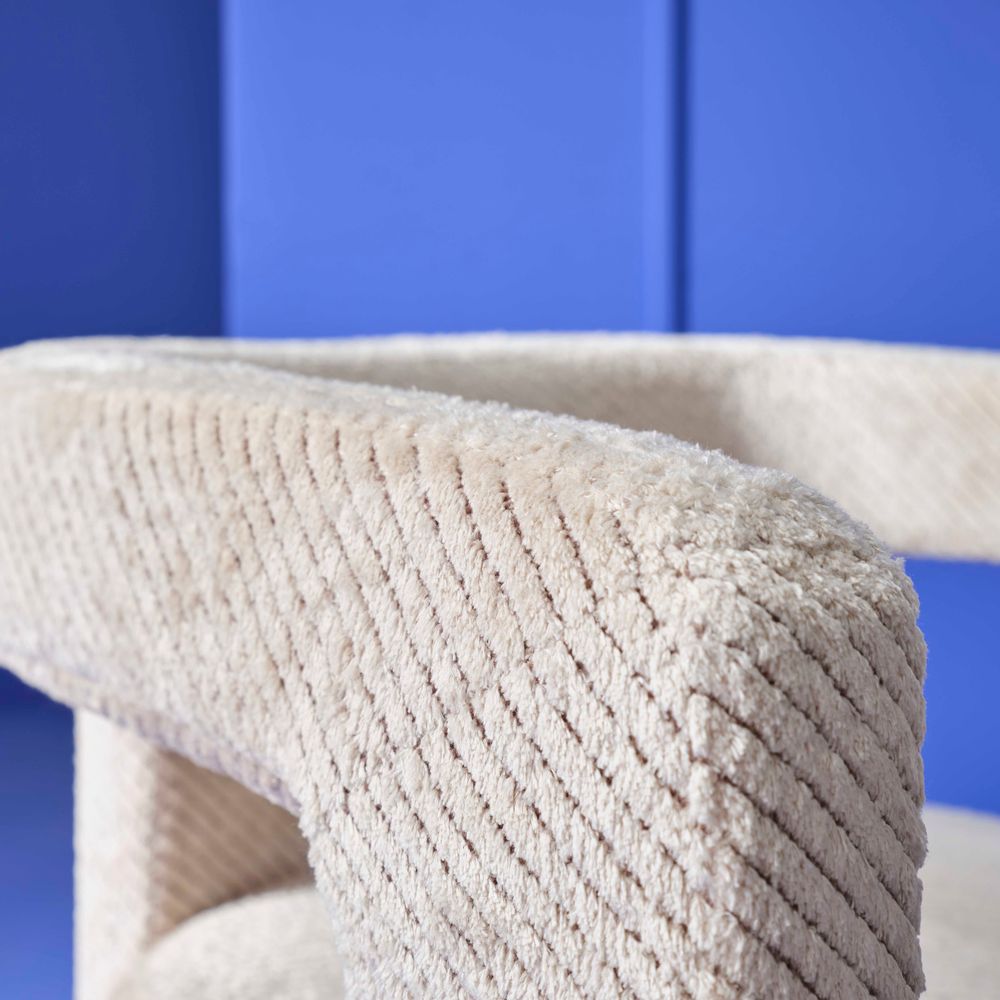 Chairs - Tapissier dining chair - SIGNATURE MOBILIER ET DÉCORATION