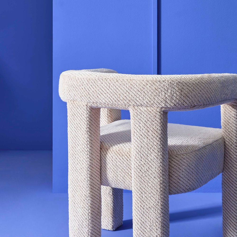 Chairs - Tapissier dining chair - SIGNATURE MOBILIER ET DÉCORATION