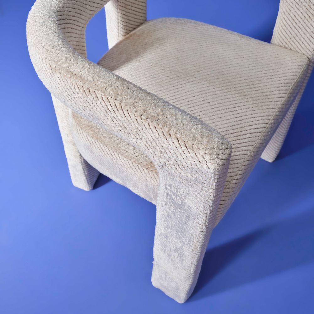 Chairs - Tapissier dining chair - SIGNATURE MOBILIER ET DÉCORATION